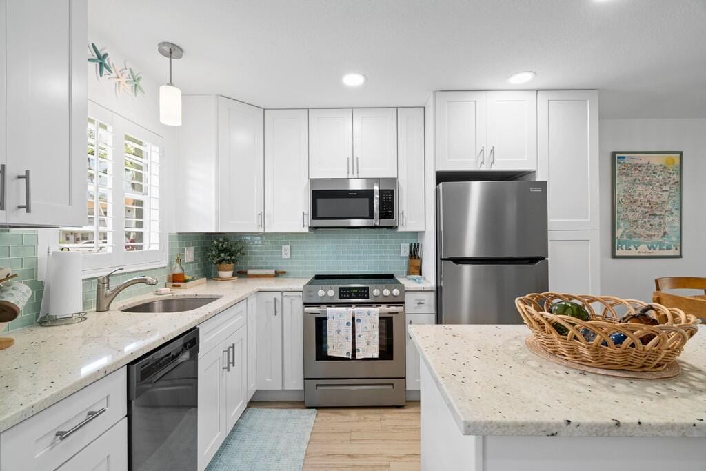 2950 SE Ocean Boulevard 11-2, Stuart, FL 34996 photo 8