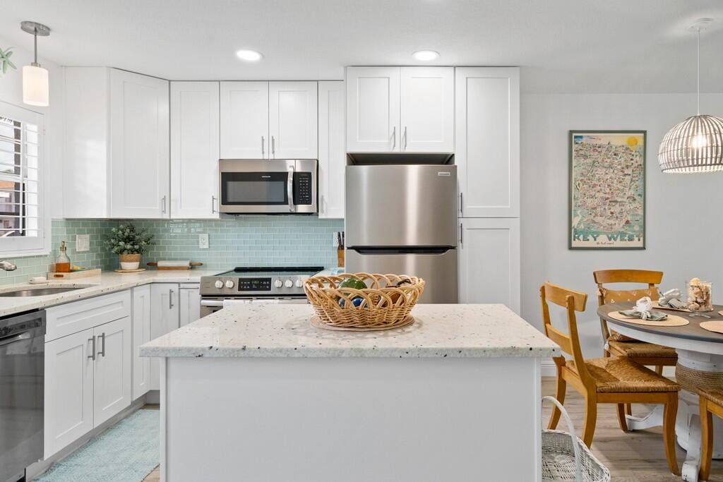 2950 SE Ocean Boulevard 11-2, Stuart, FL 34996 photo 9