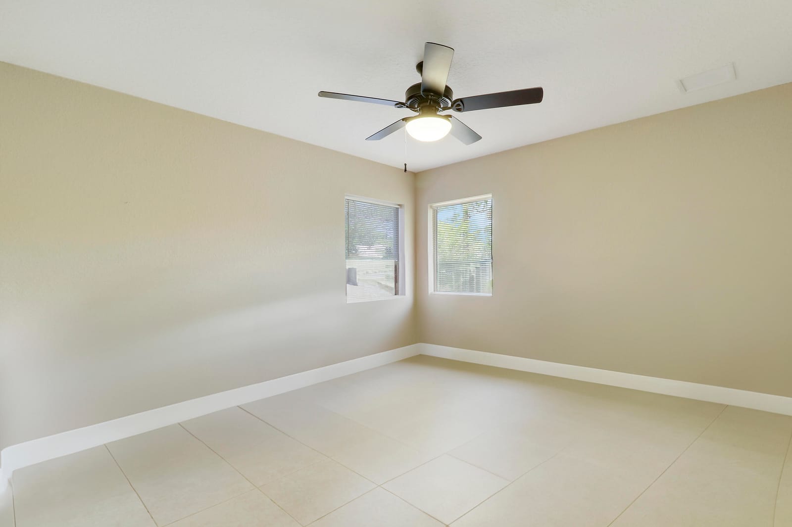13209 Temple Boulevard, West Palm Beach, FL 33412 photo 17