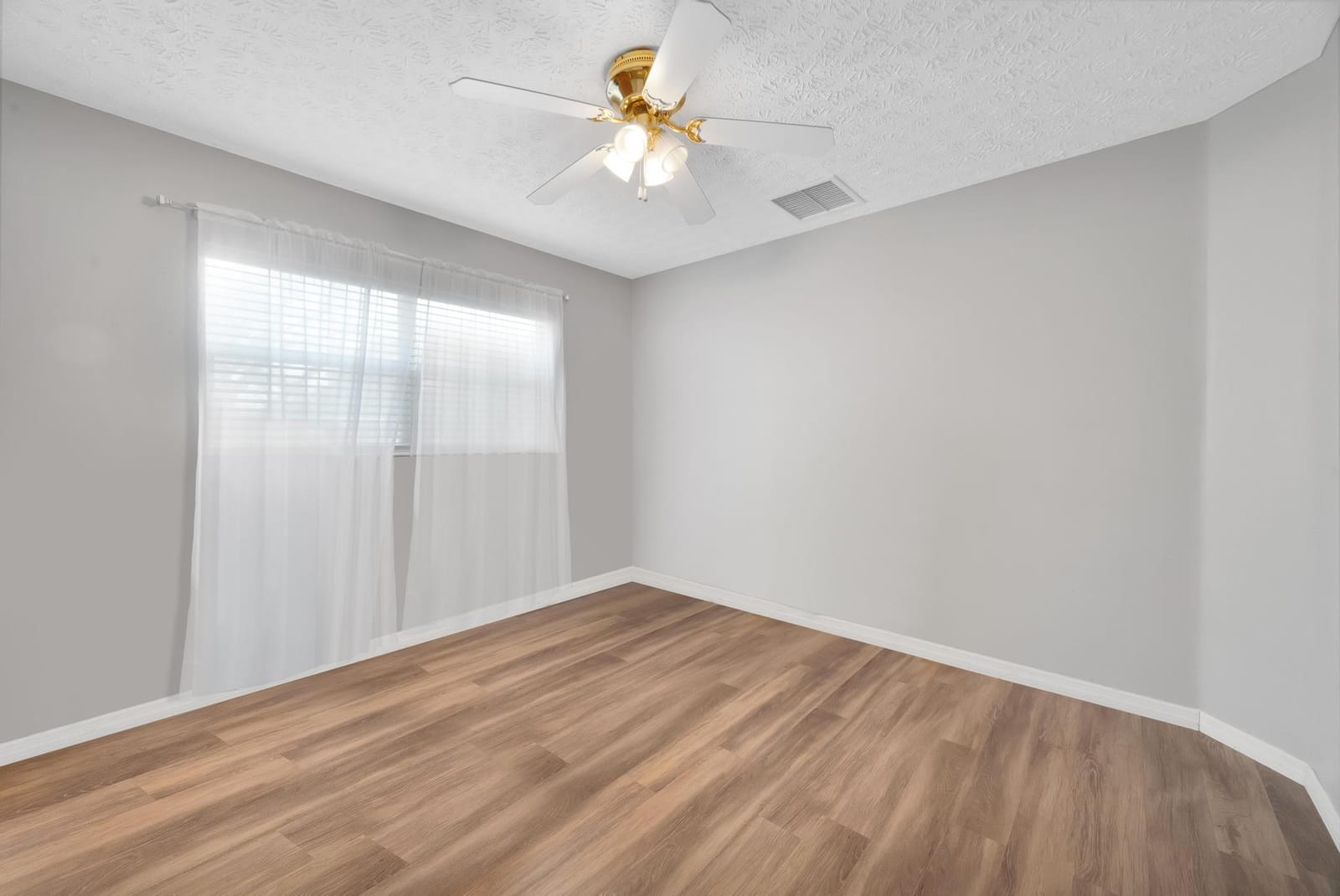 332 Smallwood Avenue, Fort Pierce, FL 34982 photo 18