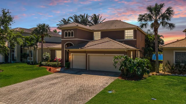 393 NW Sheffield Circle, sold in St James Golf Club Pod E Phase Ii, Port St Lucie, FL