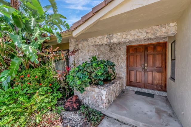 21634 Sonoma Court, sold in Del Mar Village, Boca Raton, FL