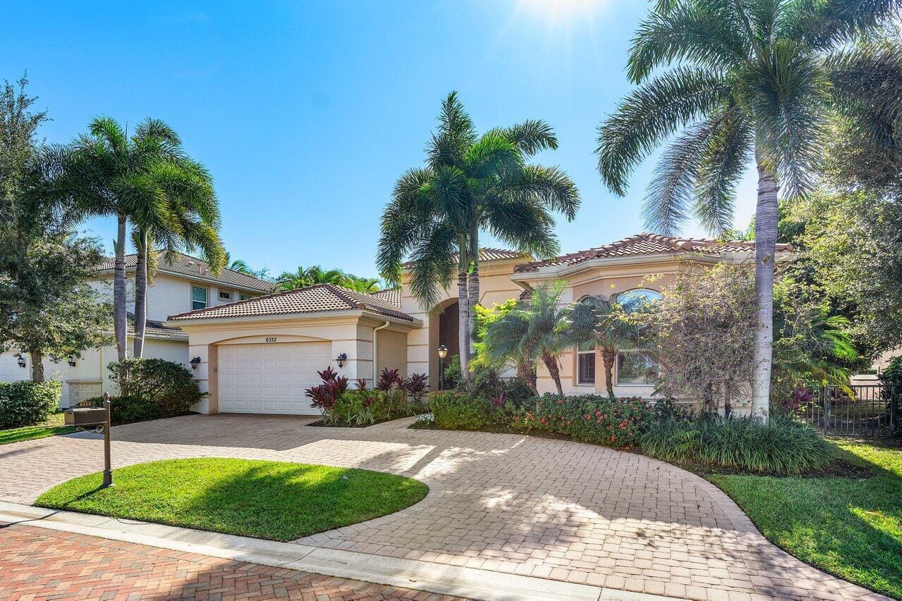6352 Bellamalfi Street, Boca Raton, FL 33496 photo 3