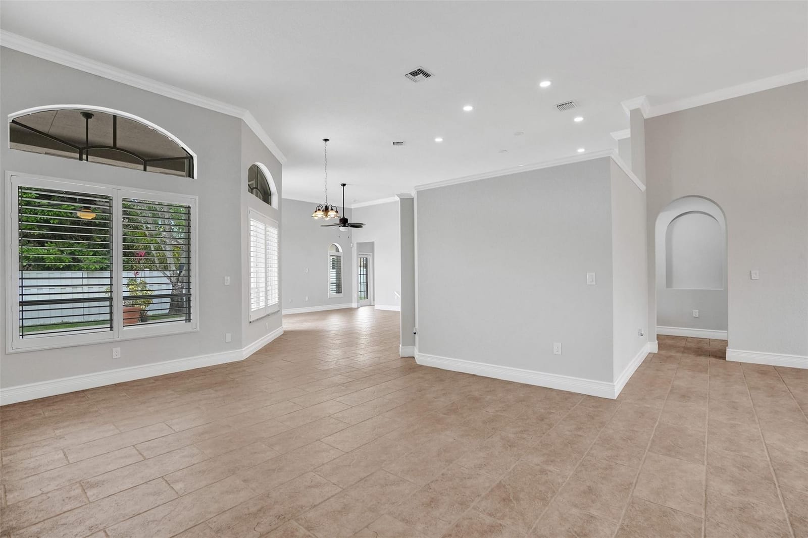 2037 NW 139th Avenue, Pembroke Pines, FL 33028 photo 15