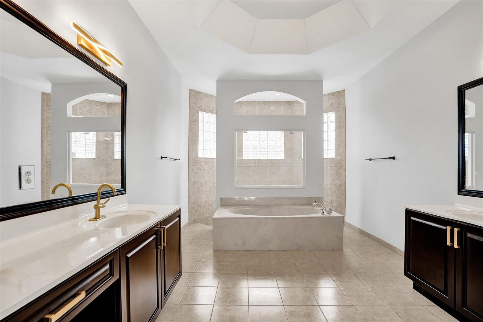 2037 NW 139th Avenue, Pembroke Pines, FL 33028 photo 27