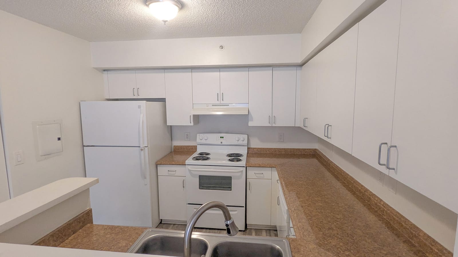 4816 N State Road 7 102 — photo 4