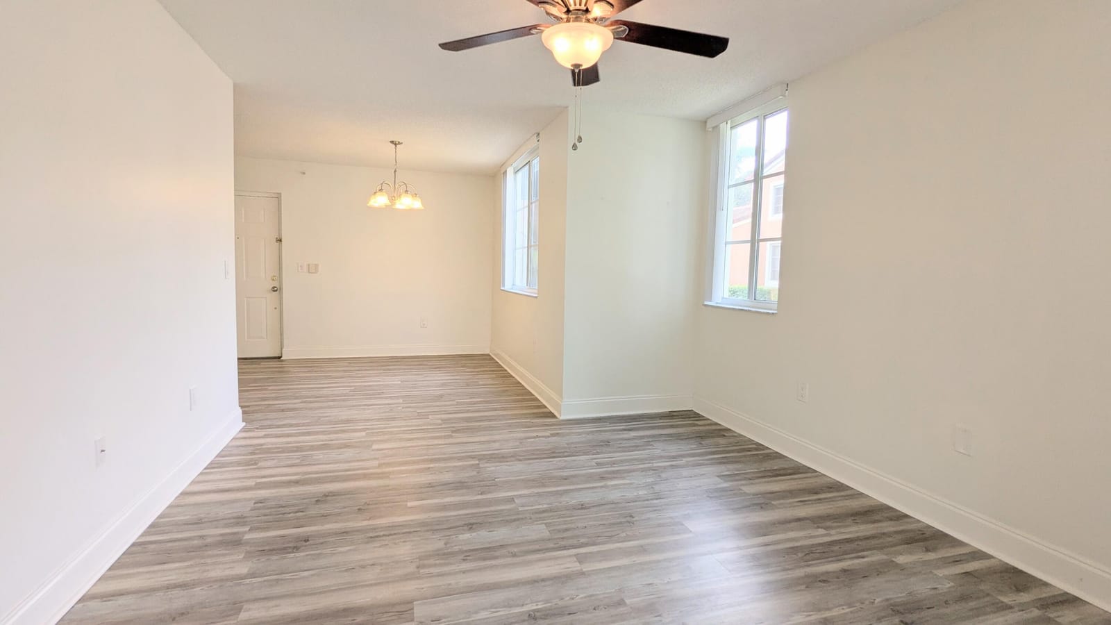 4816 N State Road 7 102 — photo 9