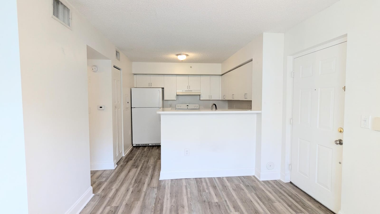 4816 N State Road 7 102 — photo 10