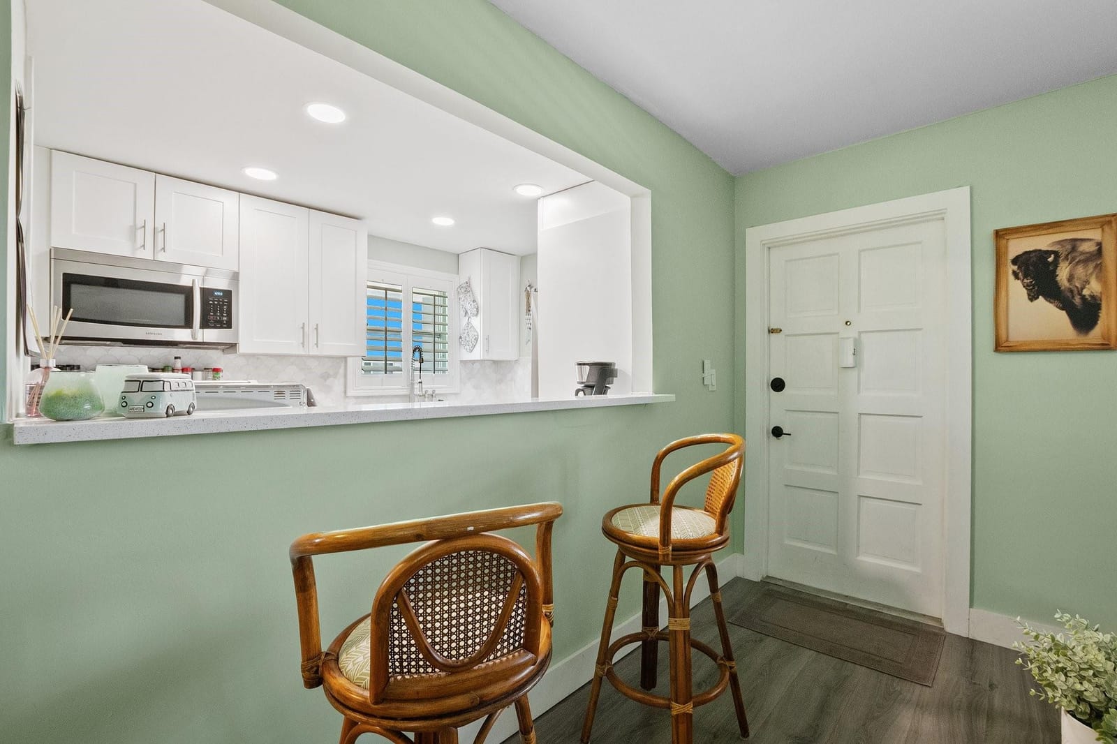 2120 NE 42nd Street 6A — photo 4