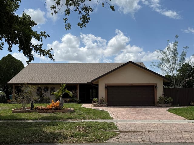 10230 SW 56th Street, sold in Cooper City Lake Estates, Cooper City, FL