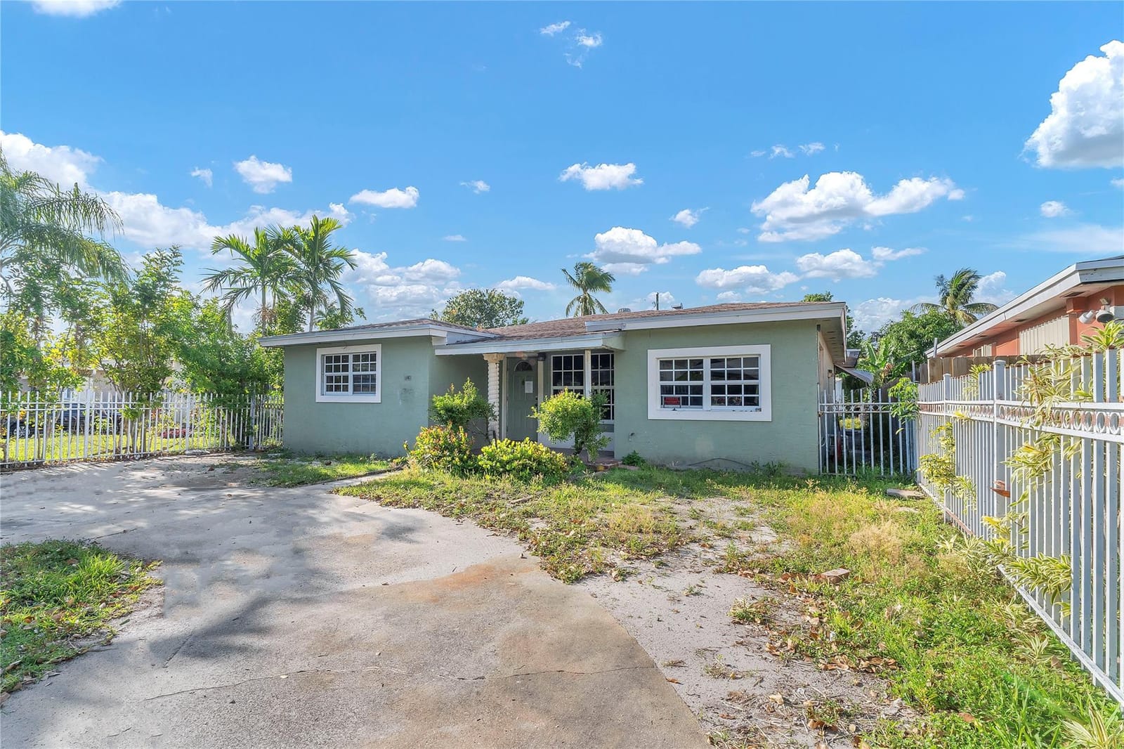 2538 Rodman Street — photo 2