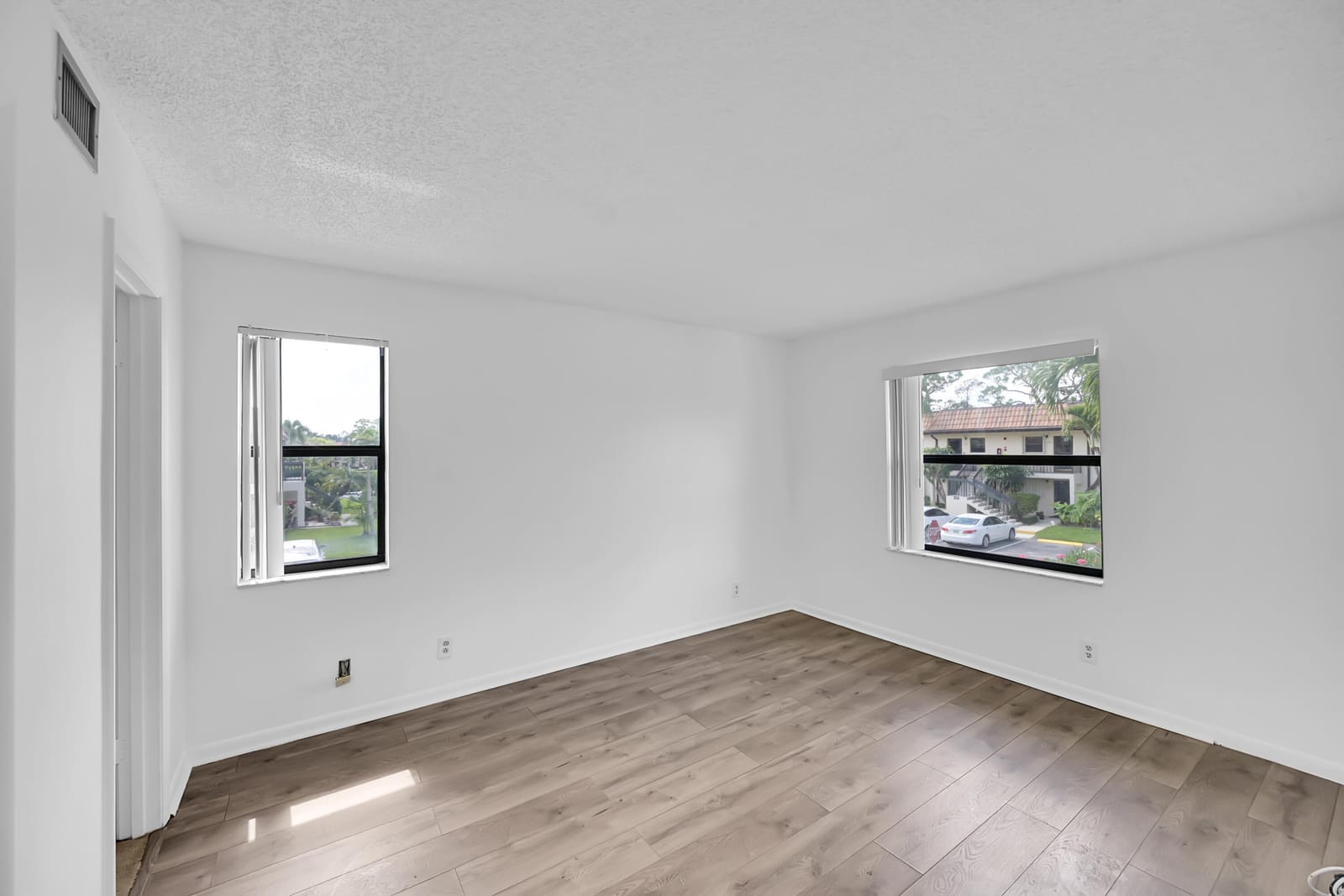 7226 Golf Colony 201 Court, Lake Worth, FL 33467 photo 12