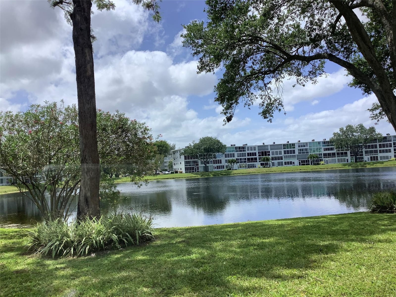 1054 Cambridge C 1054, Deerfield Beach, FL 33442