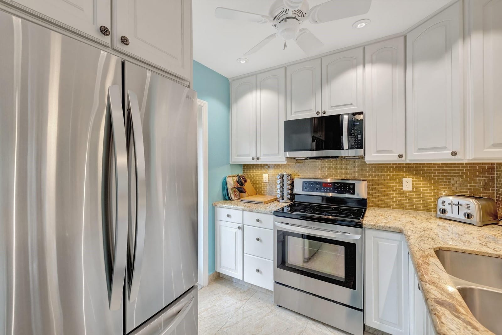 5131 W Oakland Park Boulevard 211, Lauderdale Lakes, FL 33313 photo 20