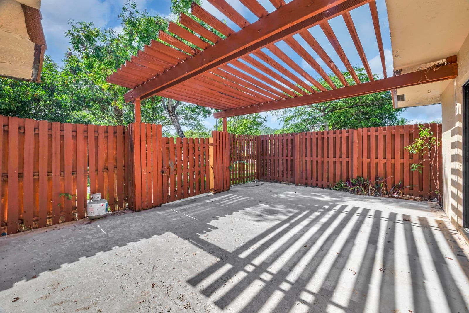 2660 Albatross Road N 6-C — photo 8