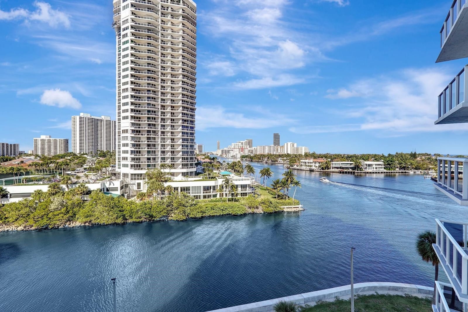 20515 E Country Club Drive 742, Miami, FL 33180