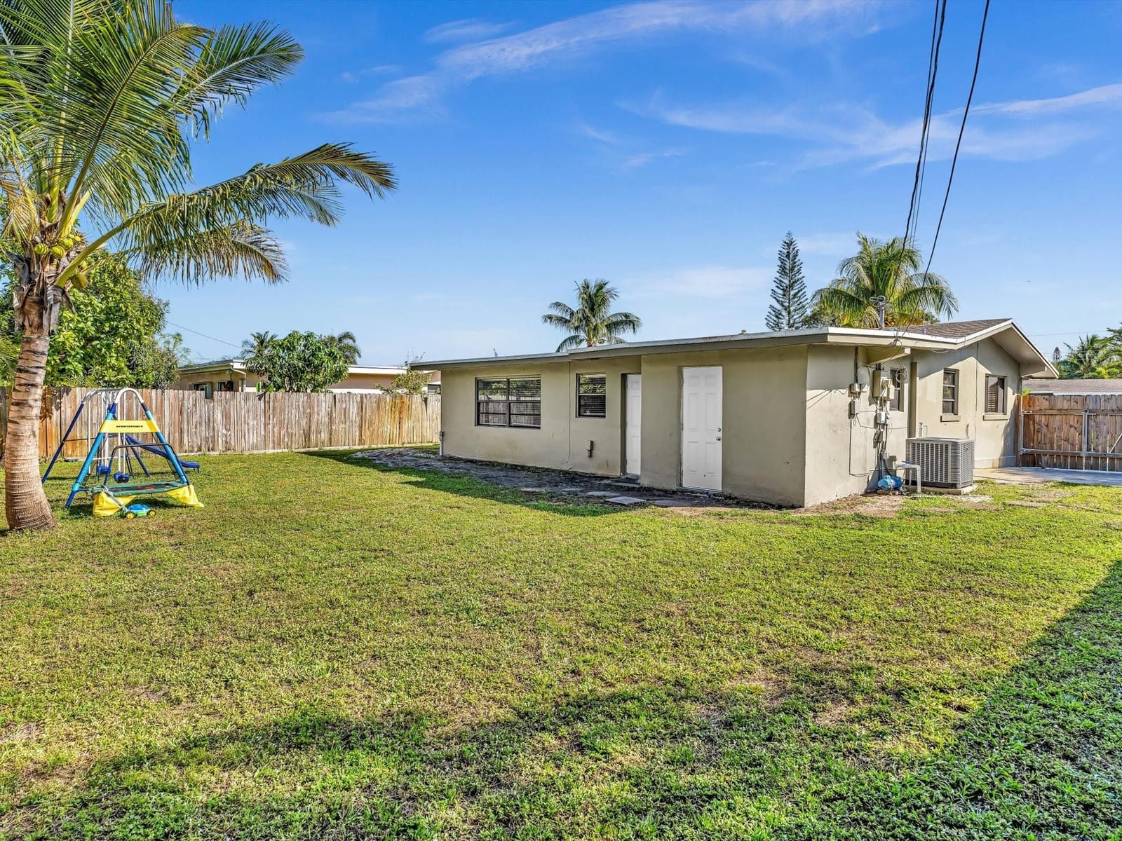 5561 SW 6th Court, Margate, FL 33068 photo 8