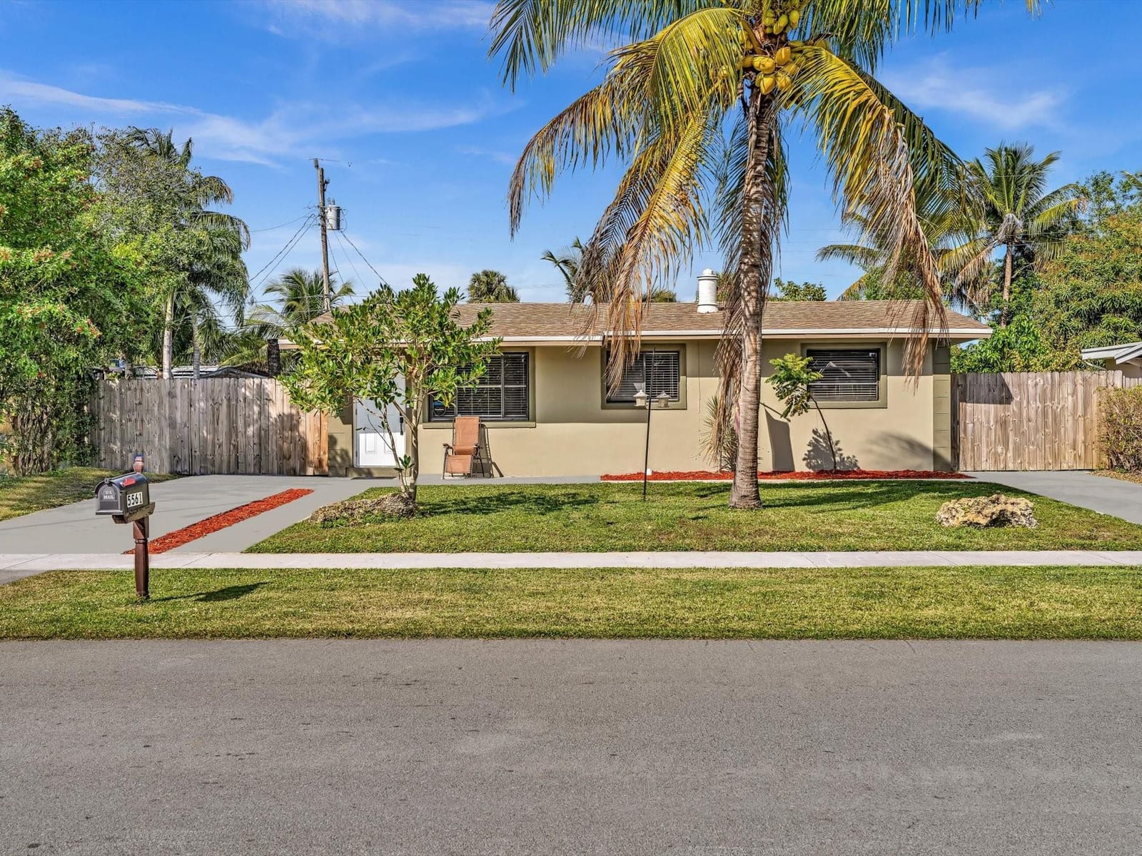 5561 SW 6th Court, Margate, FL 33068 photo 9