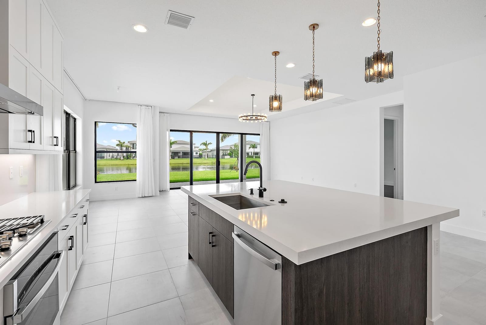8281 Essex Country Club Drive, Boca Raton, FL 33434 photo 6