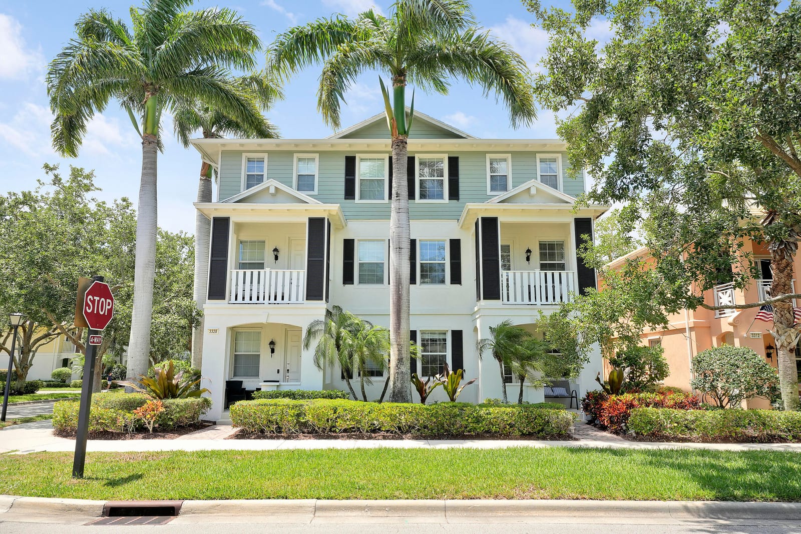 3320 W Community Drive, Jupiter, FL 33458