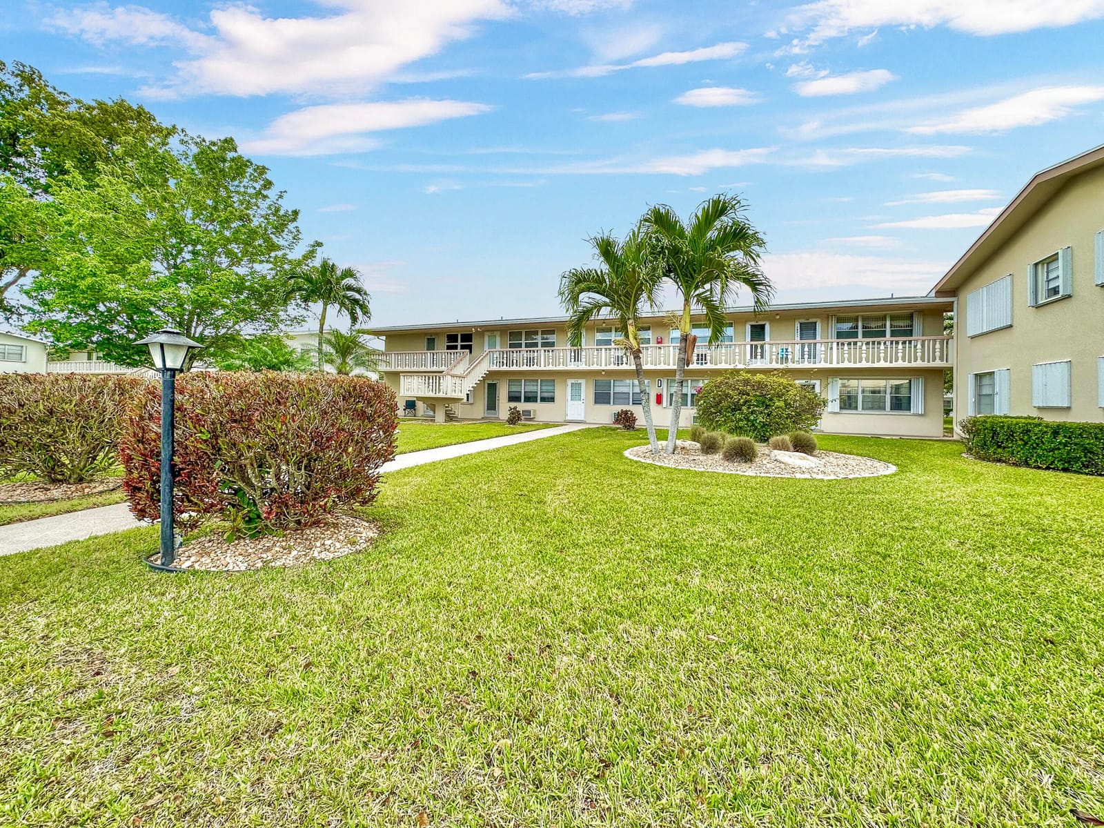 90 Bedford D, West Palm Beach, FL 33417