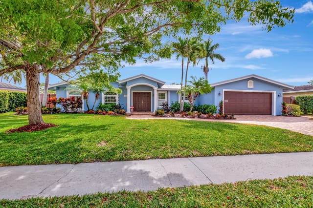 166 SW 8th Avenue, sold in Royal Oak Hills, Boca Raton, FL