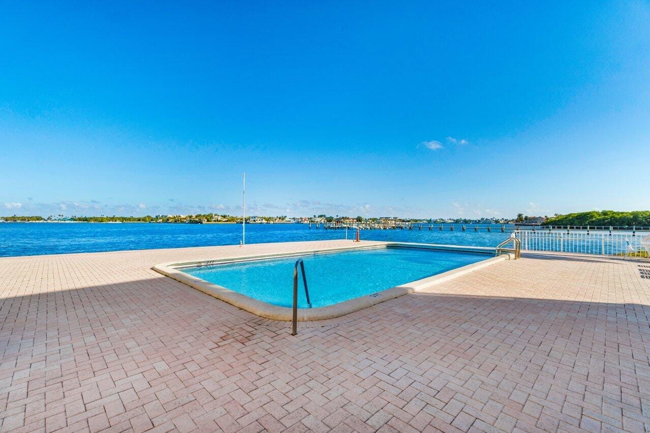 1810 New Palm Way 115, Boynton Beach, FL 33435 photo 23