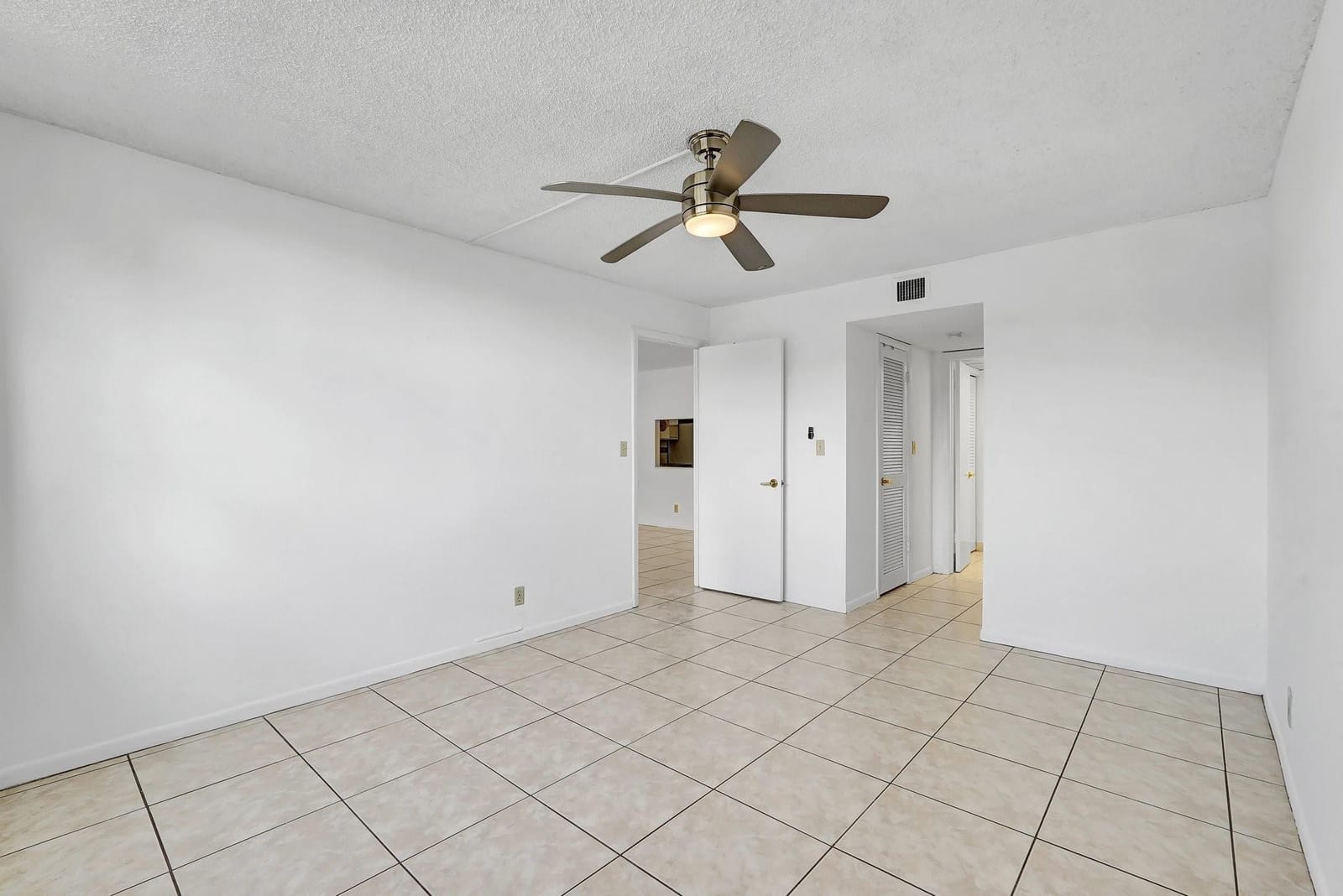505 E Dania Beach Boulevard 3J, Dania Beach, FL 33004 photo 17