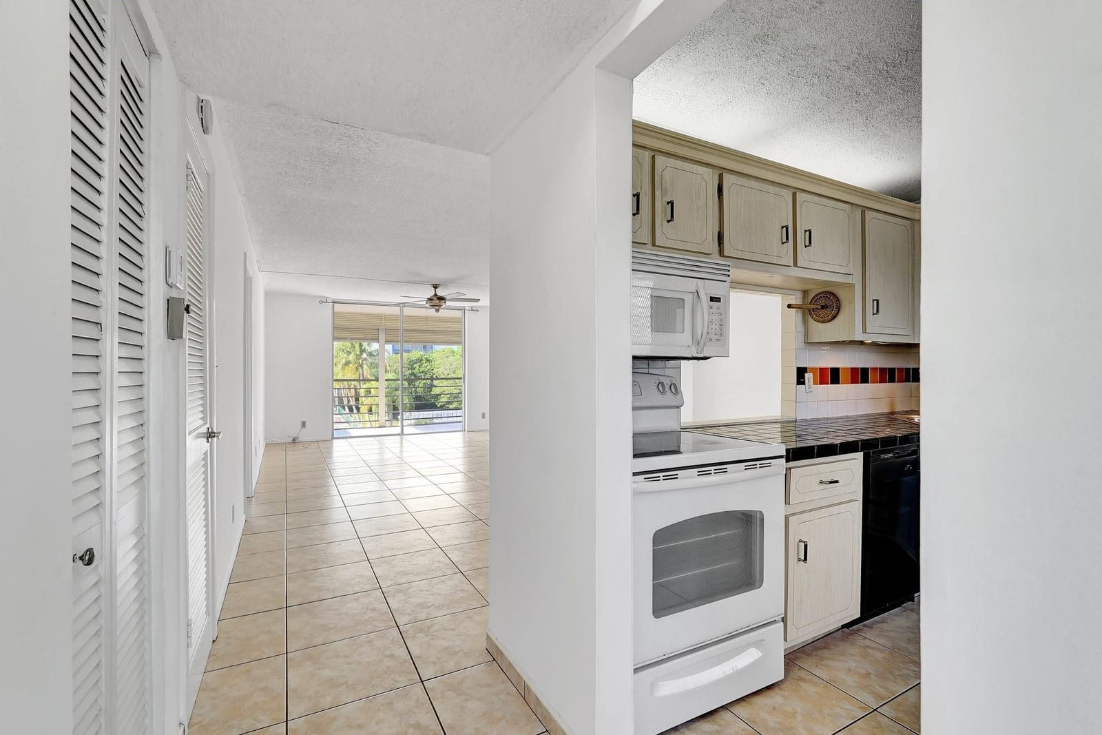 505 E Dania Beach Boulevard 3J — photo 6