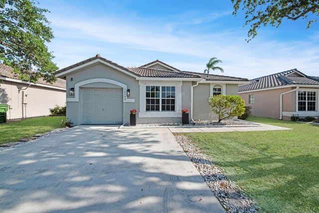 16502 NW 22nd Street, Pembroke Pines, FL 33028