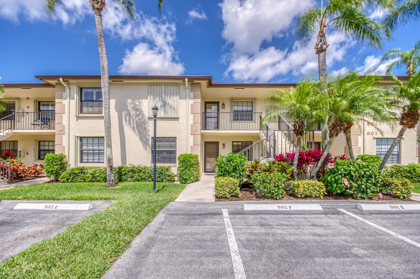 901 Pinecrest Circle E, Jupiter, FL 33458 photo 15