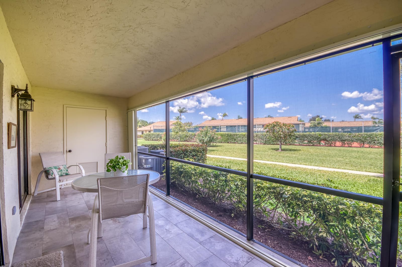 901 Pinecrest Circle E, Jupiter, FL 33458 photo 22
