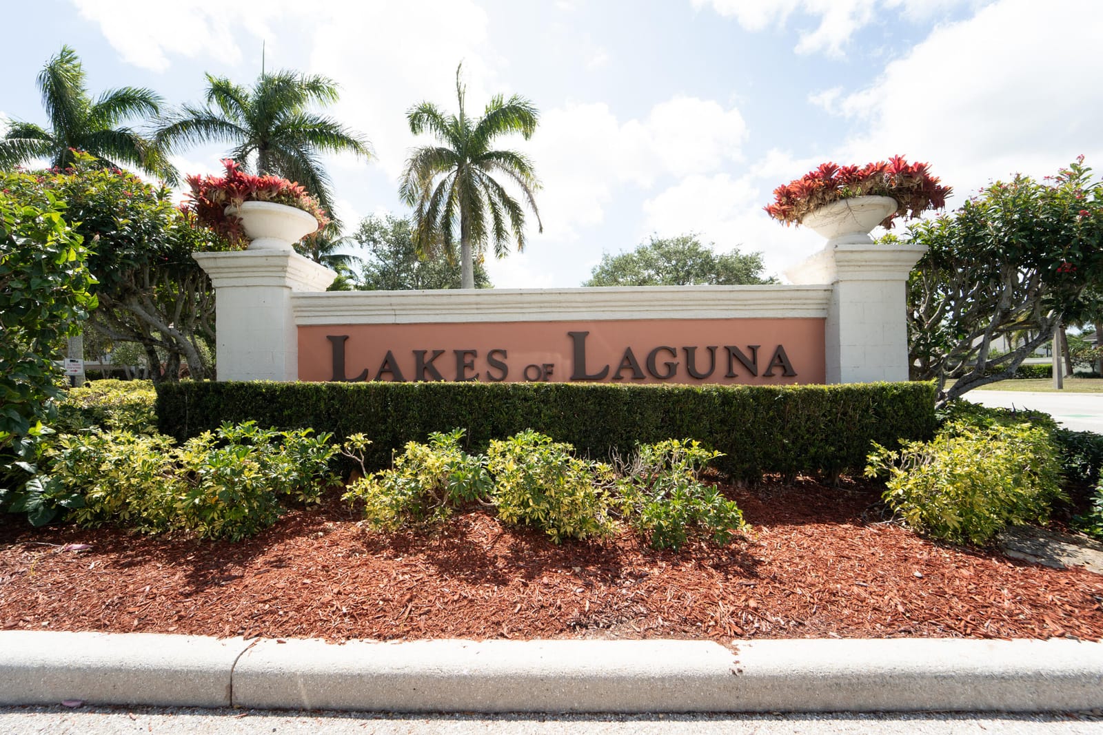 4341 NE Lake Lucerne Circle NE, West Palm Beach, FL 33409 photo 3