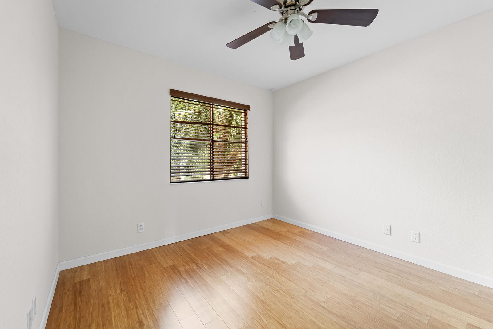 4341 NE Lake Lucerne Circle NE, West Palm Beach, FL 33409 photo 22