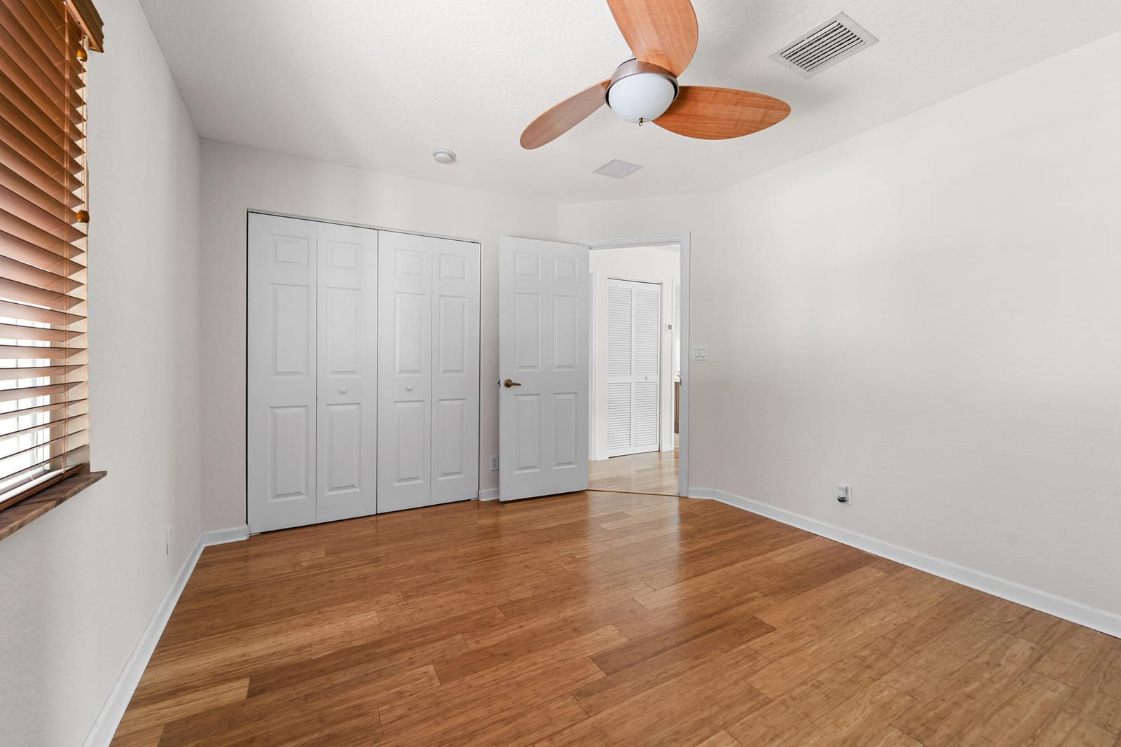 4341 NE Lake Lucerne Circle NE, West Palm Beach, FL 33409 photo 23