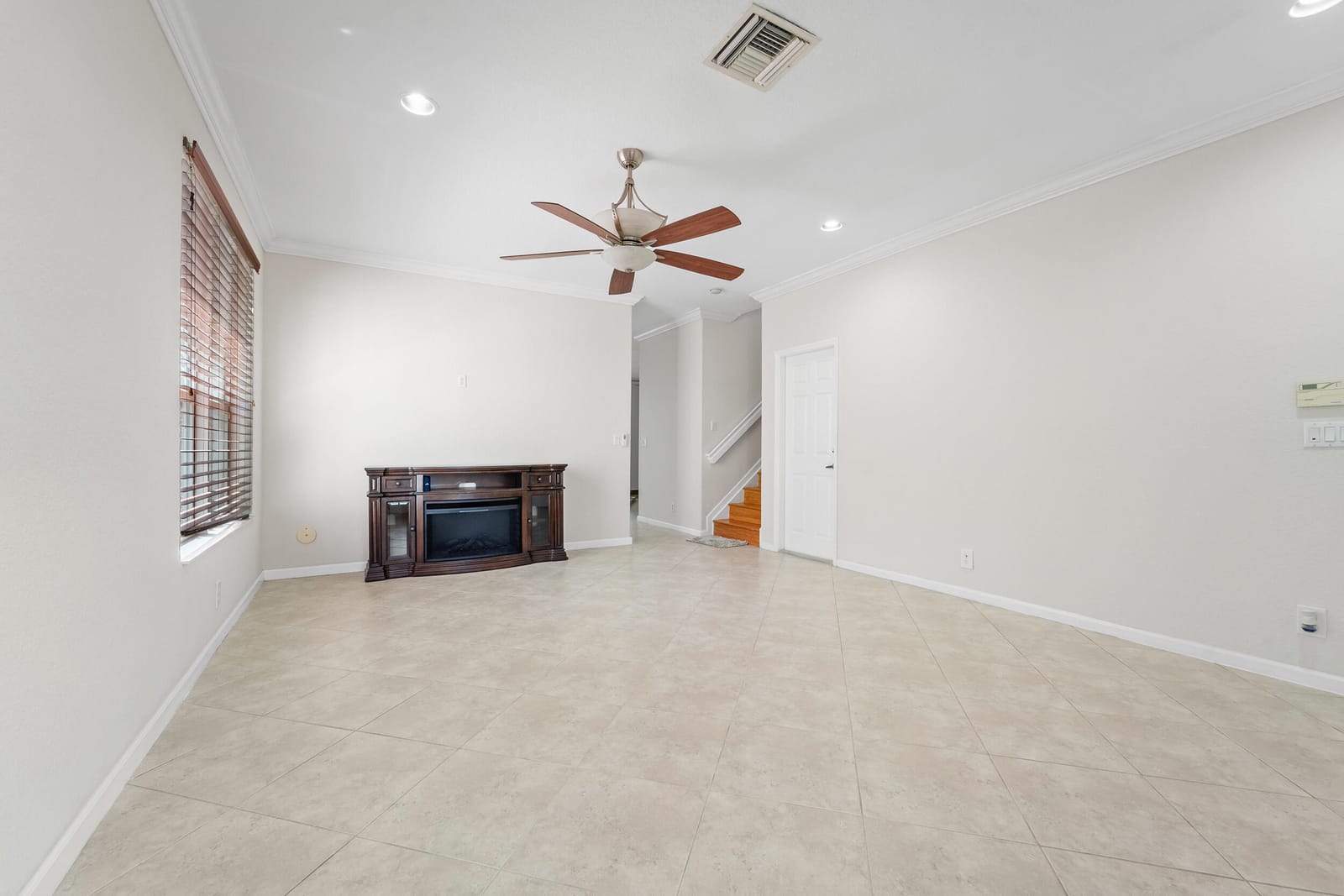 4341 NE Lake Lucerne Circle NE, West Palm Beach, FL 33409 photo 5