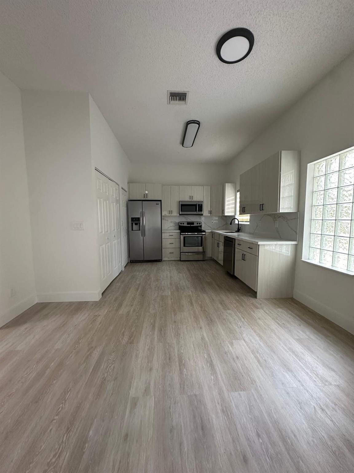 16223 Emerald Cove Road 16223 — photo 9