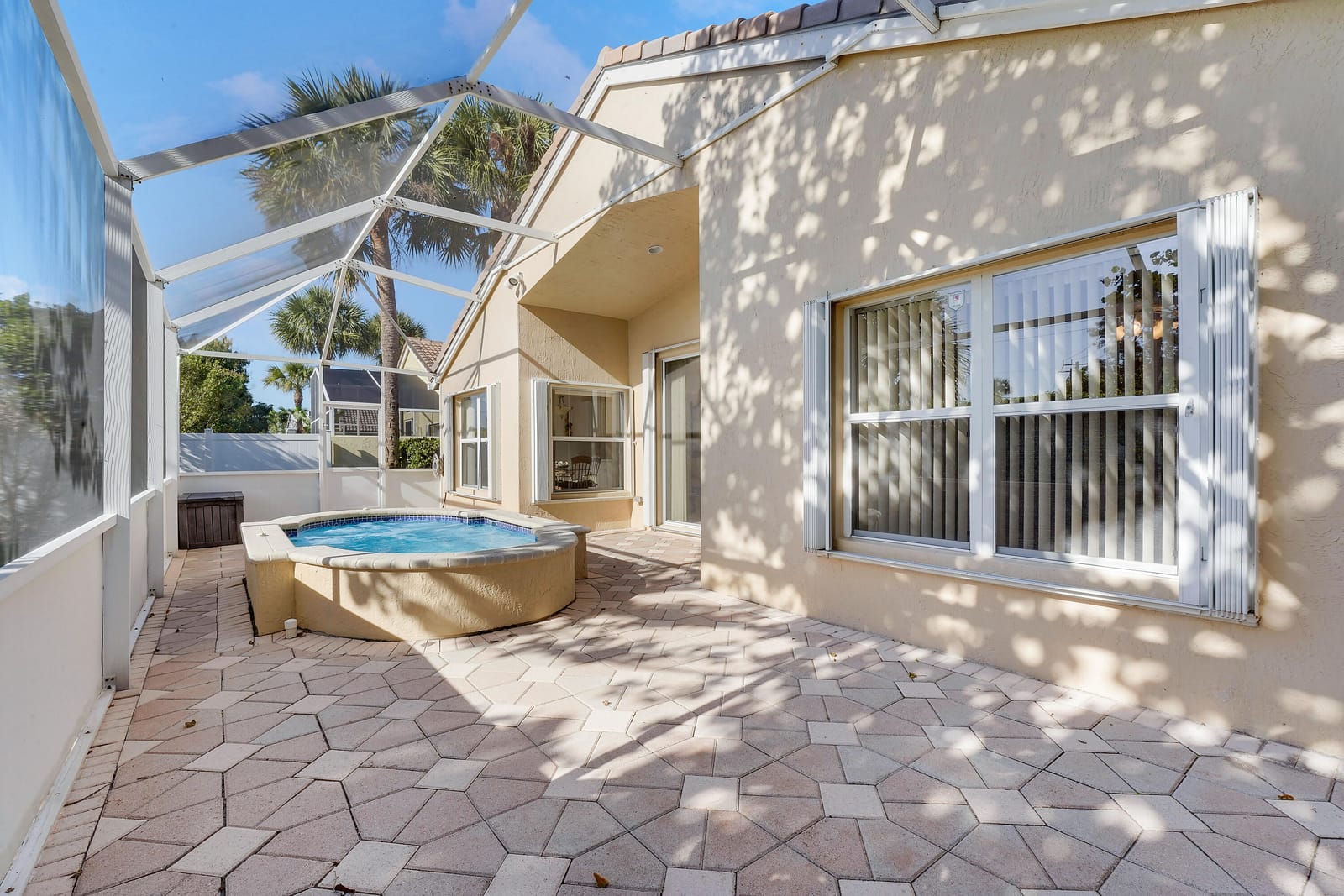 8218 Palm Gate Drive, Boynton Beach, FL 33436 photo 4