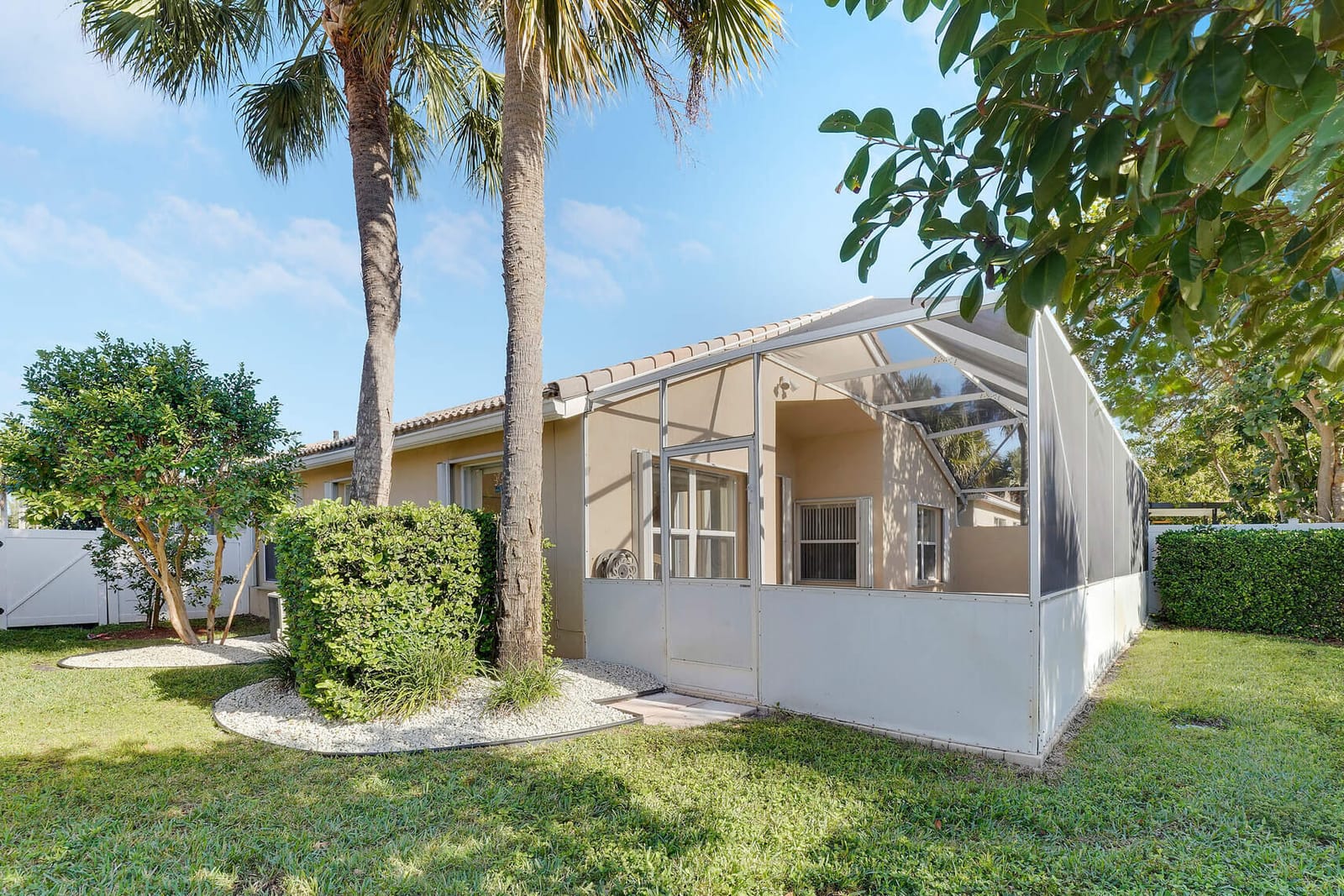 8218 Palm Gate Drive, Boynton Beach, FL 33436 photo 6