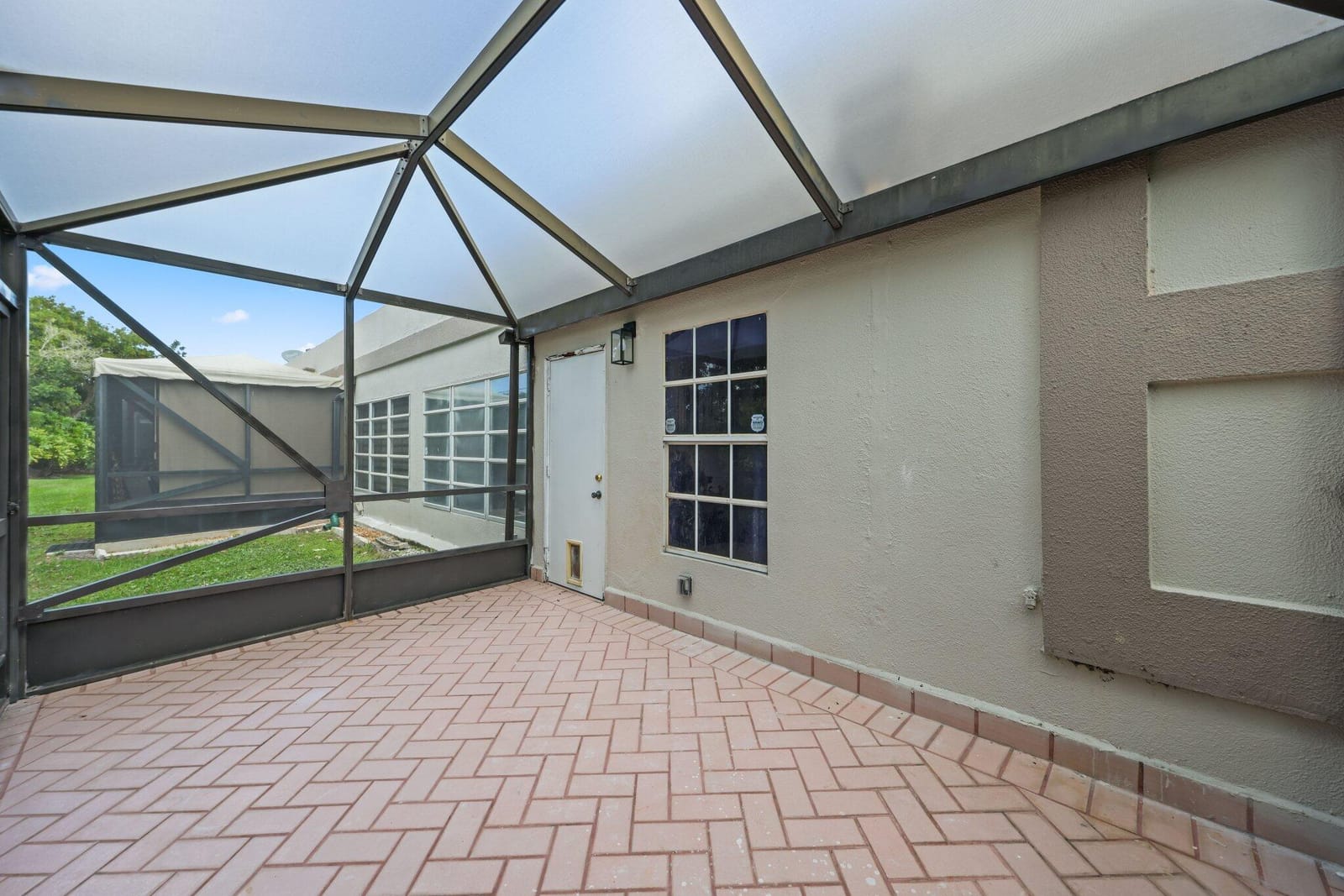 9305 Flynn Circle 8, Boca Raton, FL 33496 photo 23