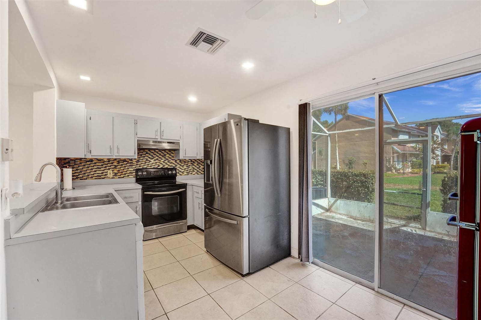 7272 Woodmont Avenue, Tamarac, FL 33321 photo 17