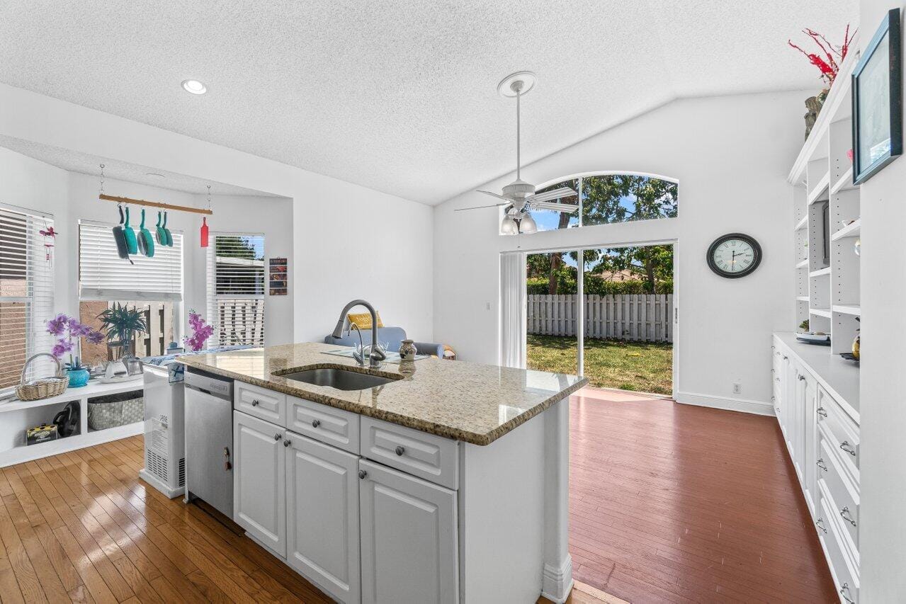 5169 Prairie Dunes Village Circle, Lake Worth, FL 33463 photo 15