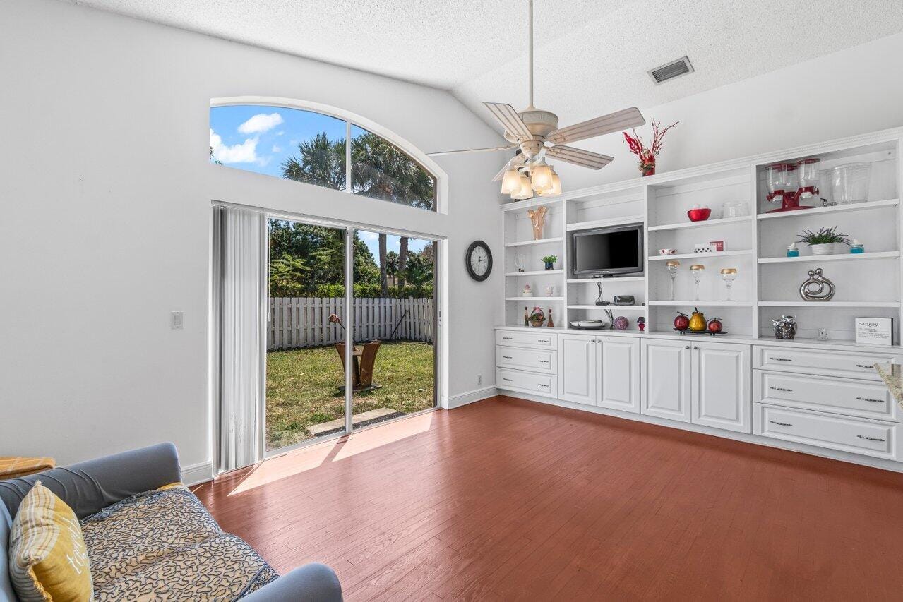 5169 Prairie Dunes Village Circle, Lake Worth, FL 33463 photo 17