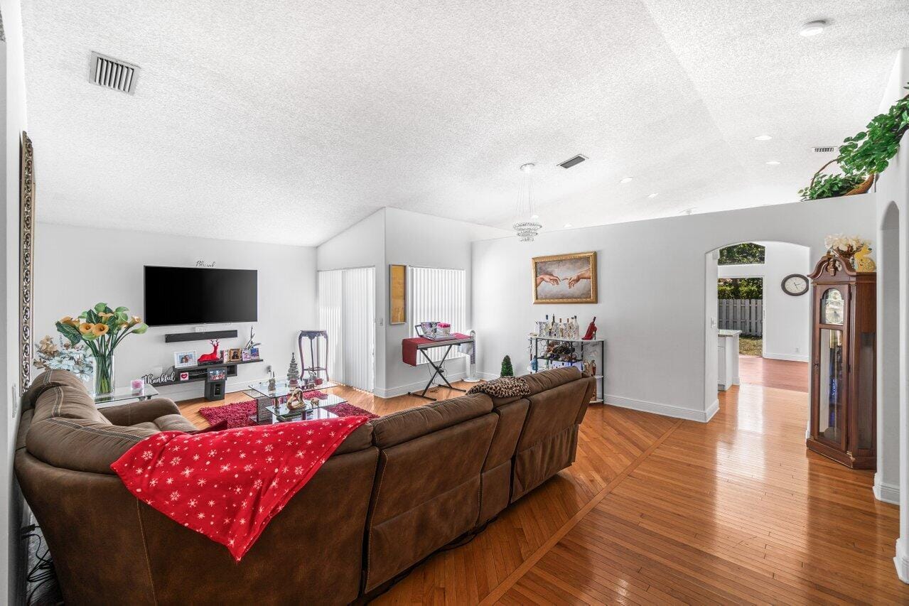 5169 Prairie Dunes Village Circle — photo 5