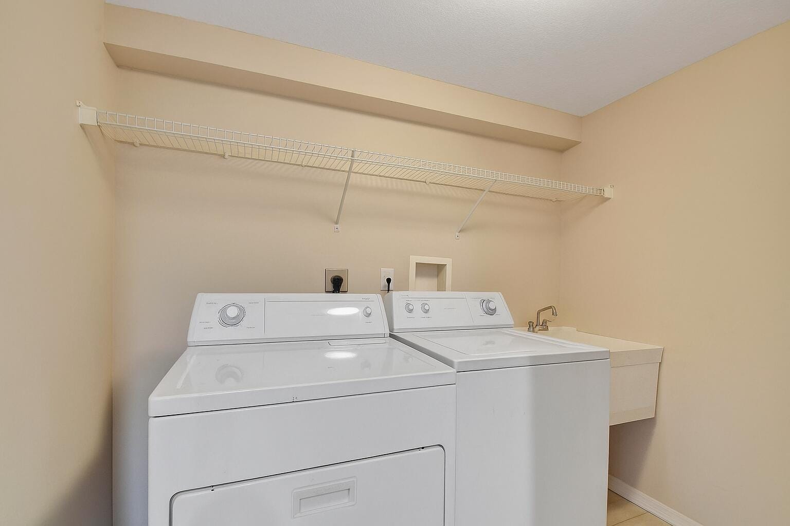 12560 Majesty Circle 401, Boynton Beach, FL 33437 photo 16