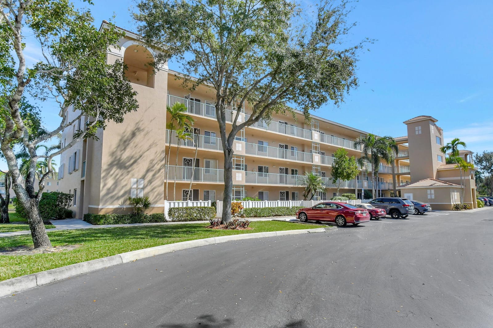 12560 Majesty Circle 401, Boynton Beach, FL 33437 photo 19
