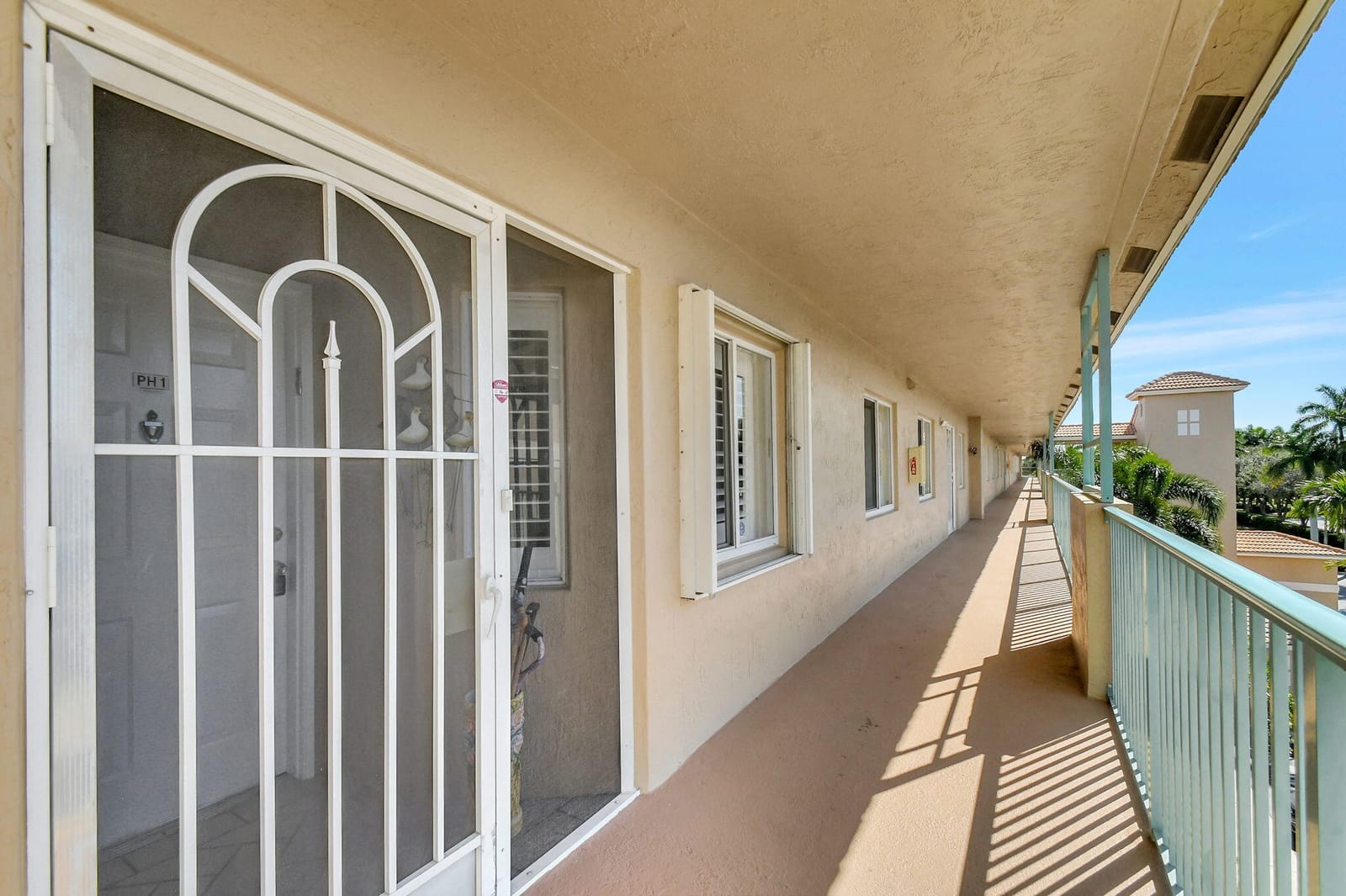 12560 Majesty Circle 401, Boynton Beach, FL 33437 photo 21