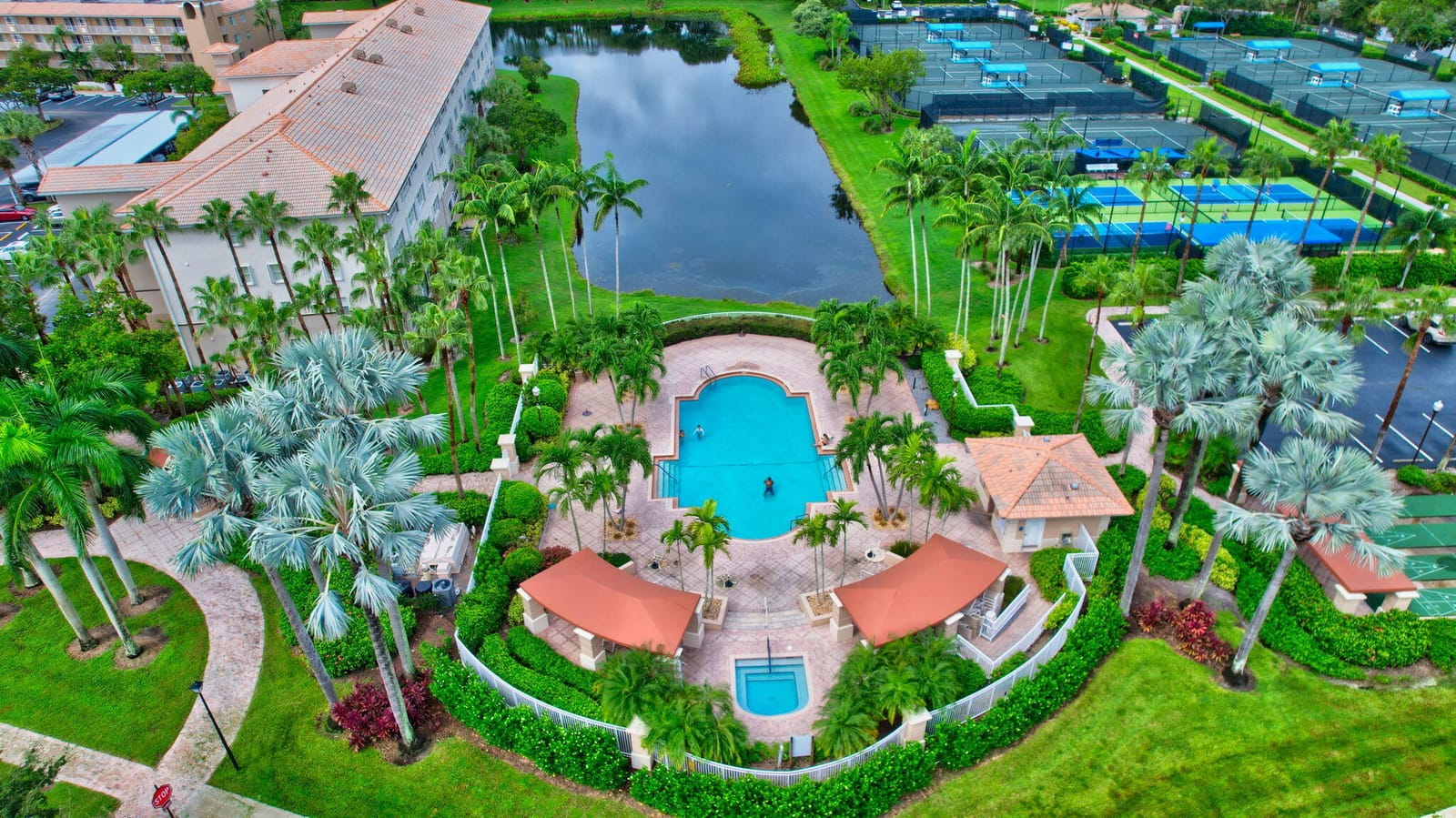 12560 Majesty Circle 401, Boynton Beach, FL 33437 photo 28
