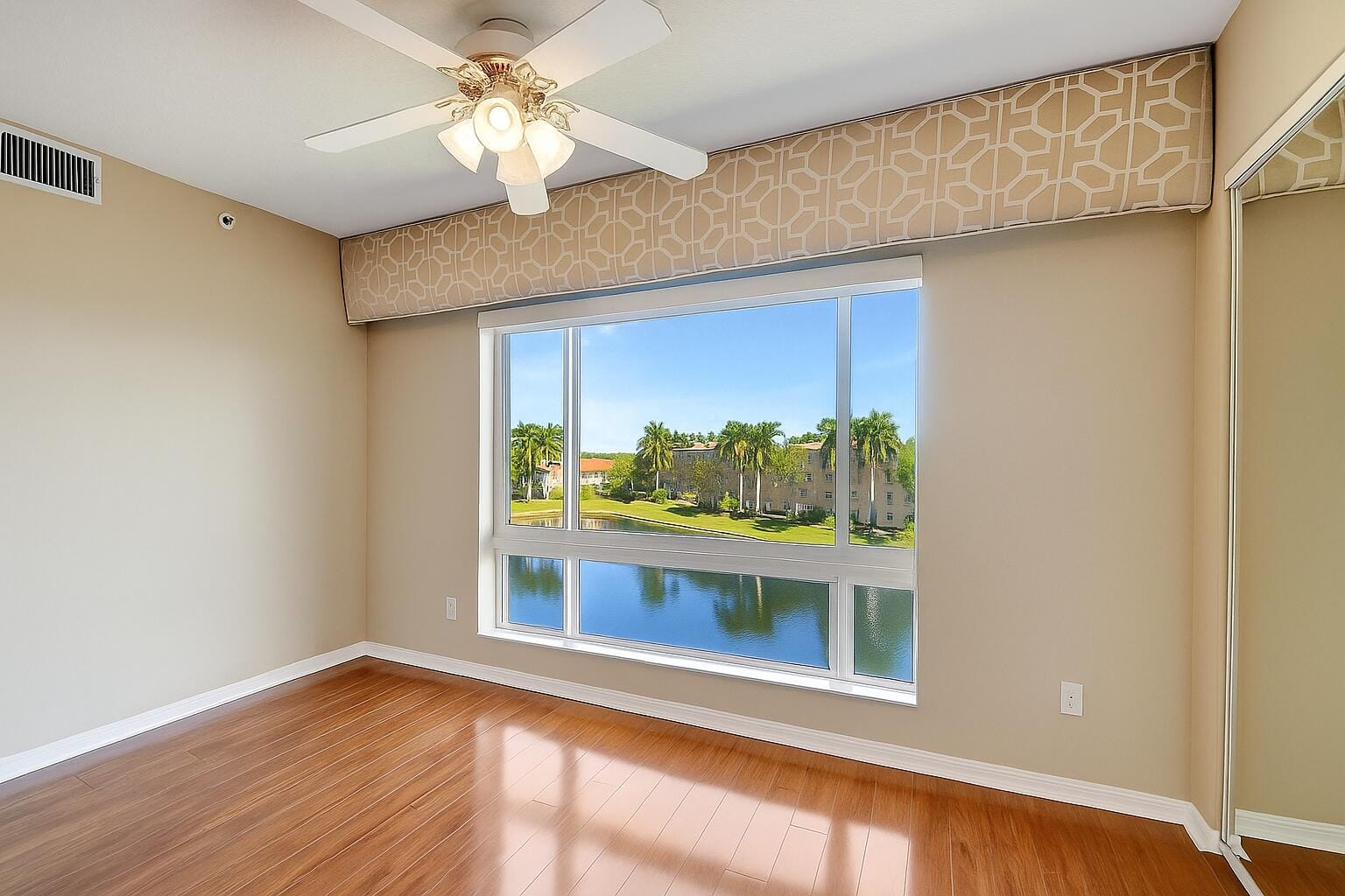12560 Majesty Circle 401, Boynton Beach, FL 33437 photo 9