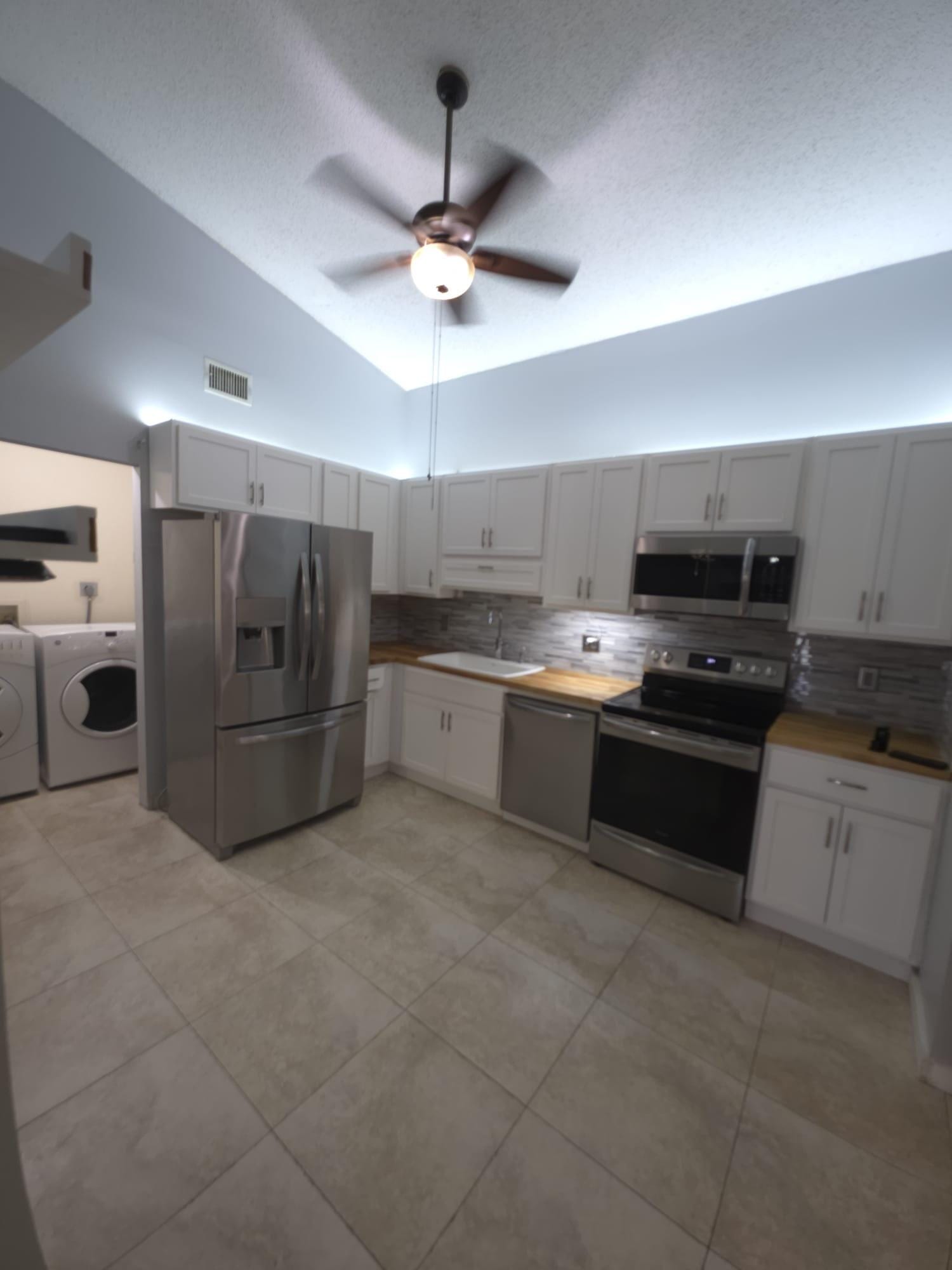 4327 Willow Brook Circle — photo 11